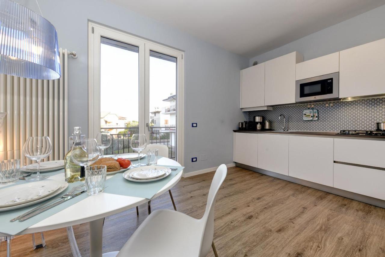 Blue Suite Apartment Sirmione Buitenkant foto