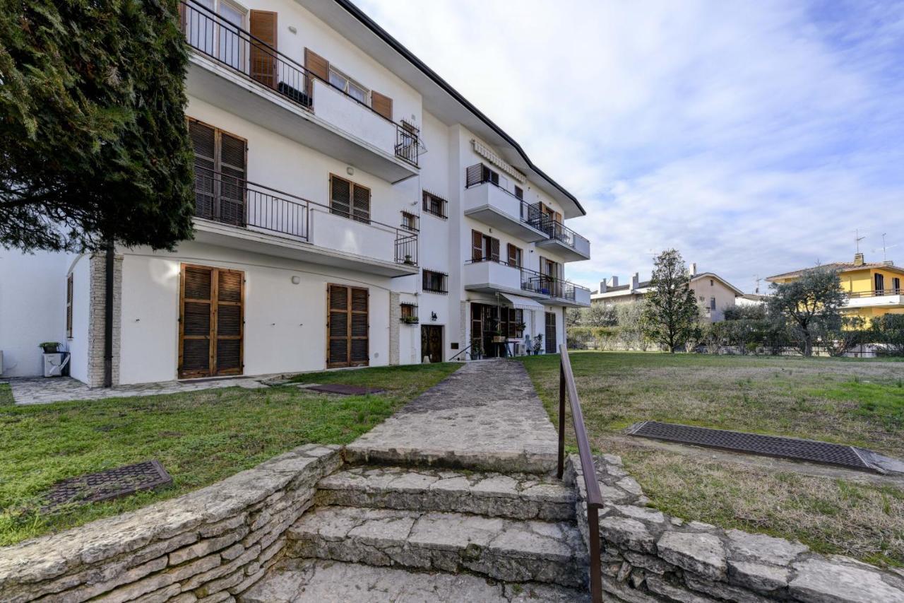 Blue Suite Apartment Sirmione Buitenkant foto